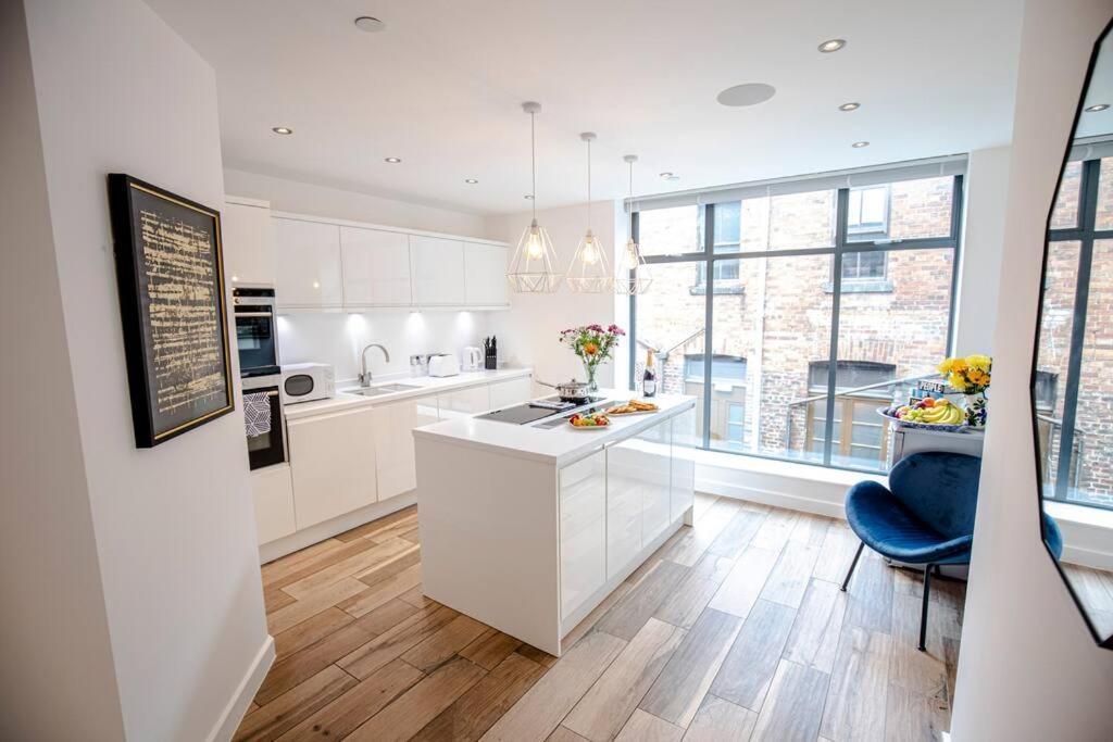 City Superhost: Luxury Deansgate Townhouse Manchester Dış mekan fotoğraf