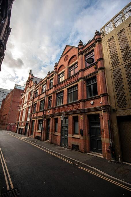 City Superhost: Luxury Deansgate Townhouse Manchester Dış mekan fotoğraf