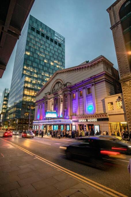 City Superhost: Luxury Deansgate Townhouse Manchester Dış mekan fotoğraf