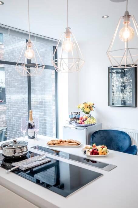 City Superhost: Luxury Deansgate Townhouse Manchester Dış mekan fotoğraf